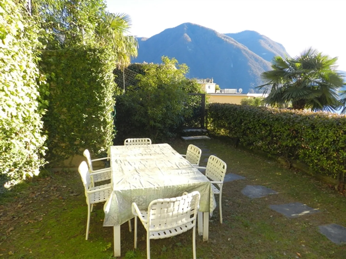 LUGANO-CASTAGNOLA Appartamento 4,5 locali con vista sul lago - Foto 5 di 5