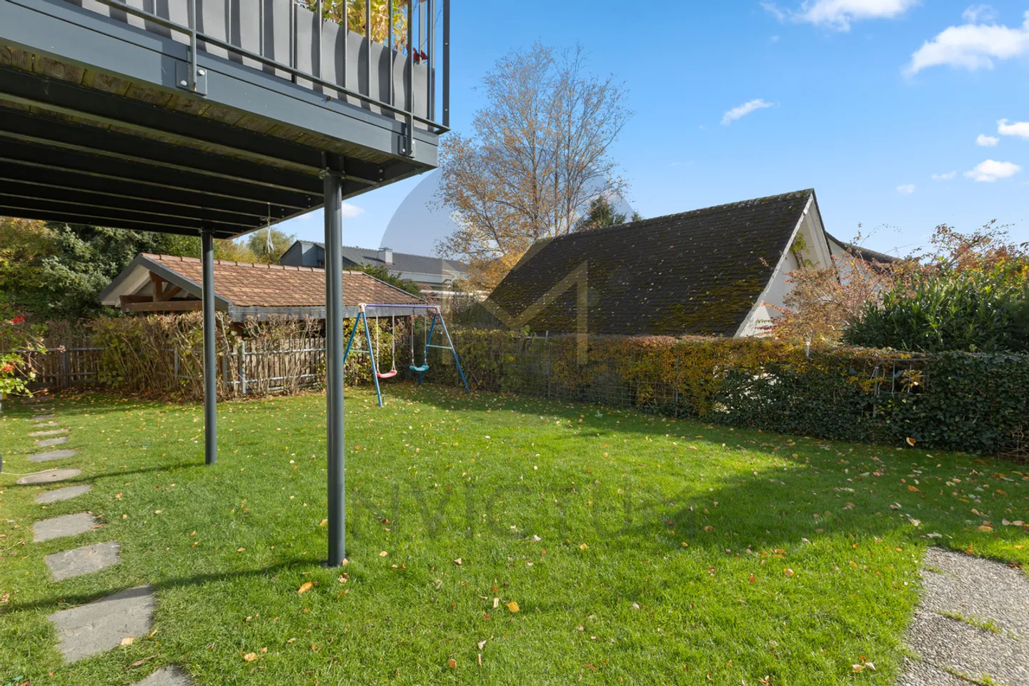 Charming 5.5-room apartment with private garden of 168m2 - Photo 4 of 15