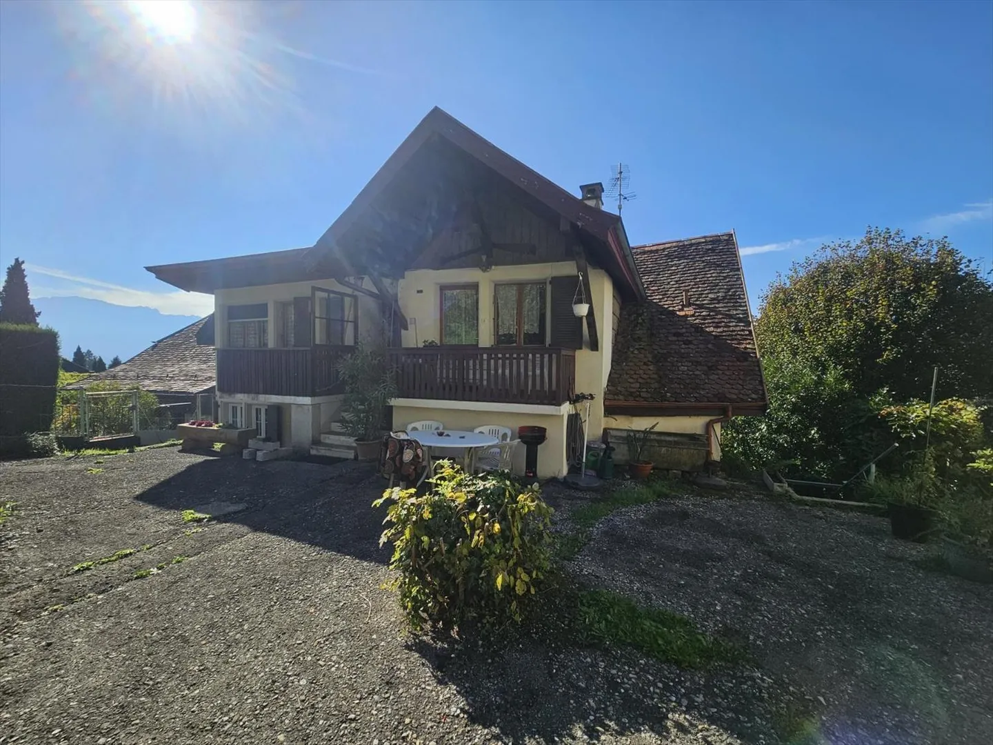 maison villageoise à rénover - charme, volumes et potentiel - Foto 1 von 6