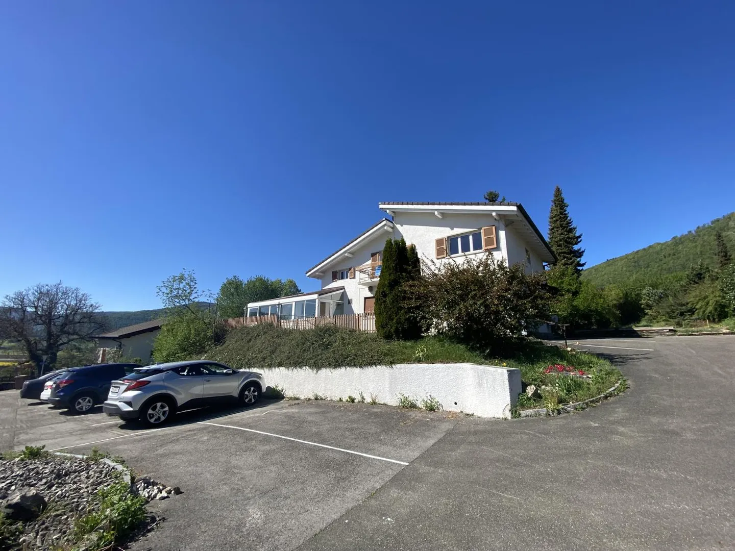 Villa Charmante avec Potentiel - Photo 4 sur 13