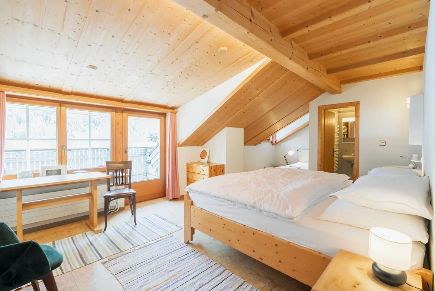 12 Room villa - Photo 11 of 13