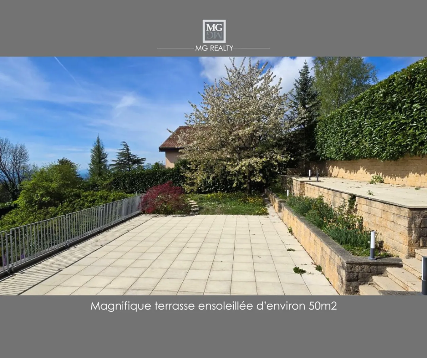 Villa contemporaine avec vue imprenable - Photo 3 sur 10