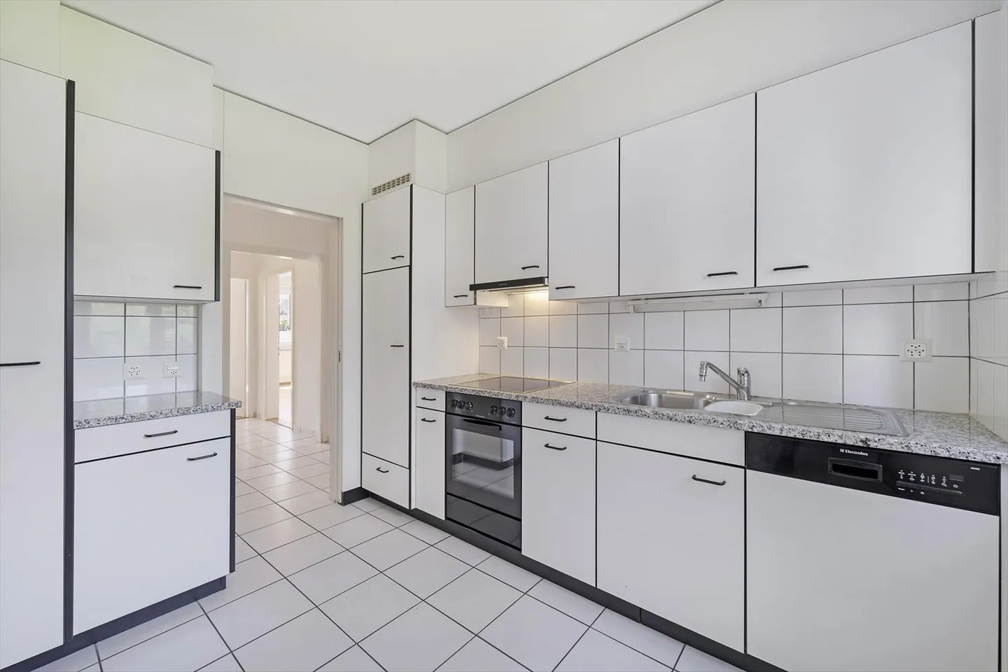 Appartement lumineux et bien situé - Photo 5 sur 10