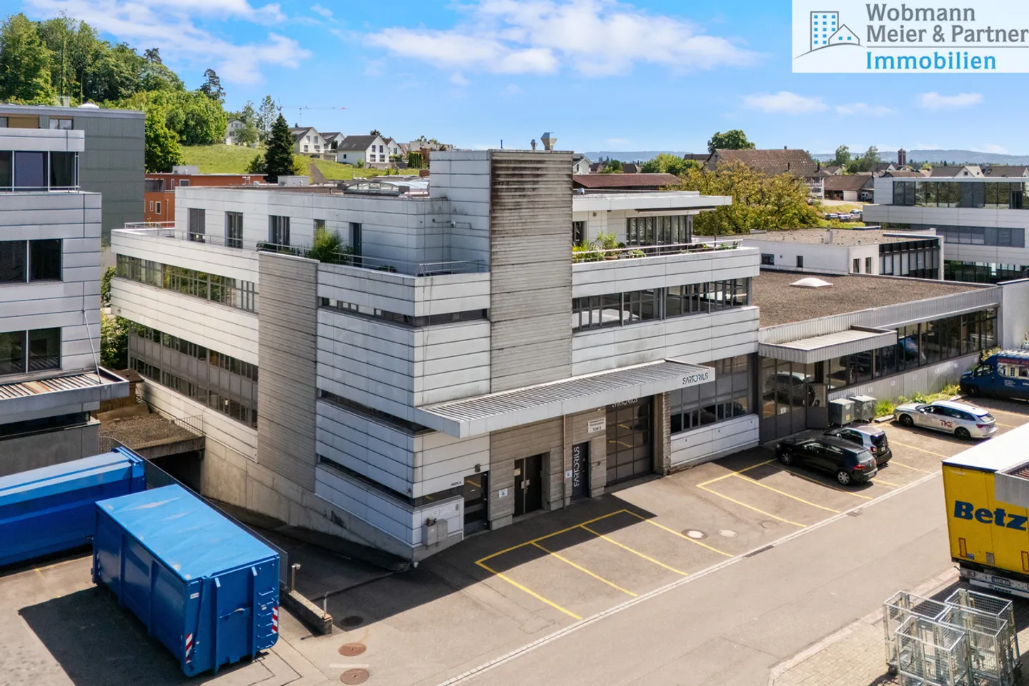 Versatile Commercial and Office Spaces with over 1,150 m² Usable Area - Photo 1 of 17