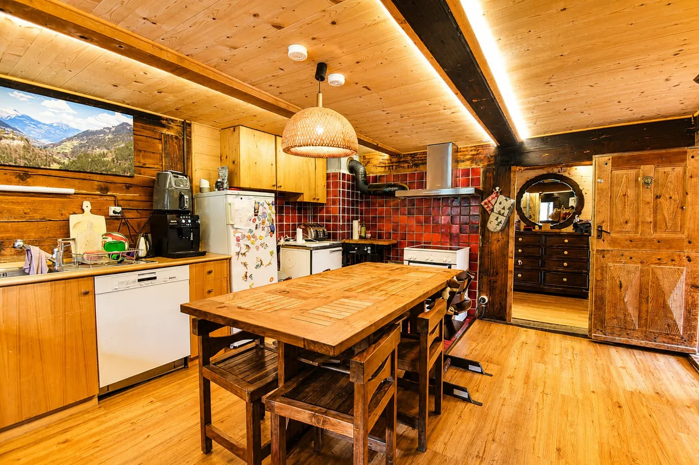 Charming Chalet Apartment in Champéry - Photo 7 of 13