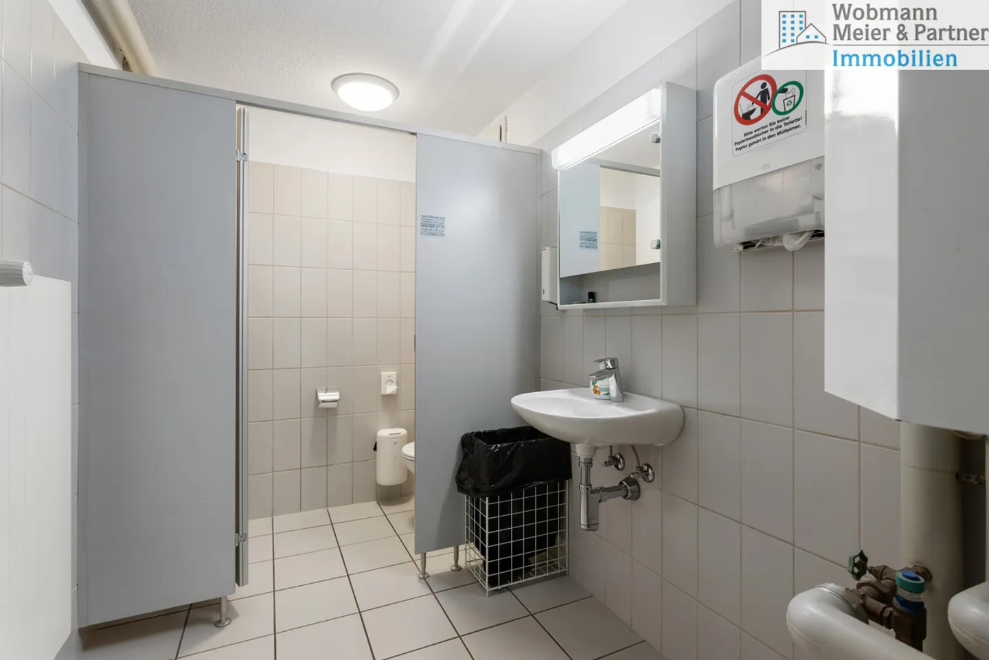 Versatile Commercial and Office Spaces with over 1,150 m² Usable Area - Photo 6 of 17