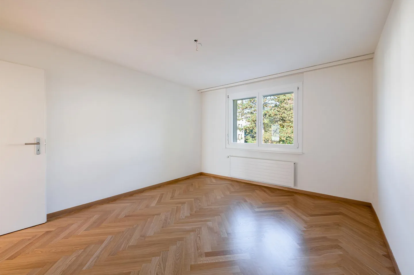 Wohnen mit Top Anbindung - 3.5 Zimmerwohnung zu vermieten - Foto 3 von 9