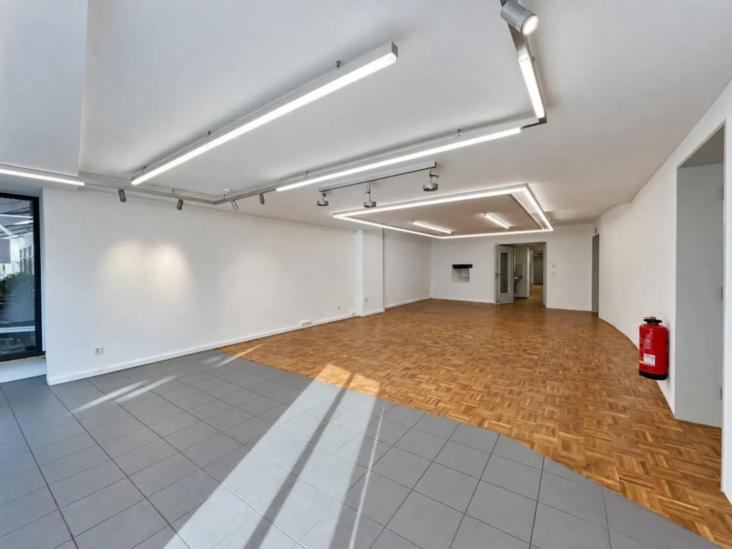 Your new business location in the town of Willisau - versatile commercial space... - Photo 2 of 12