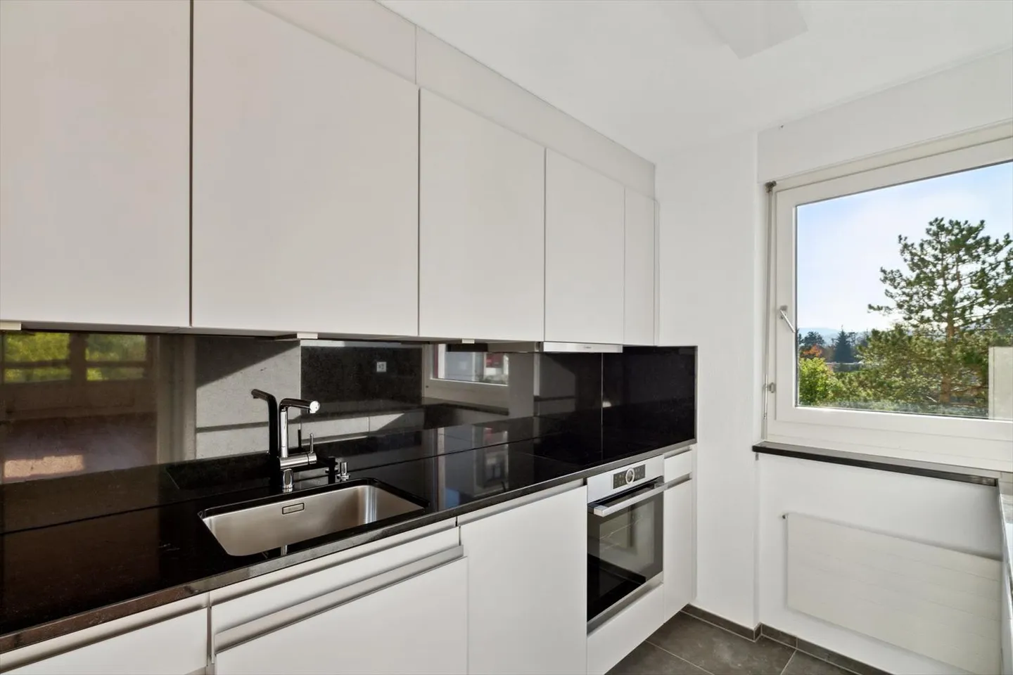 2.5-room apartment - Renovated for you! - Photo 3 of 7