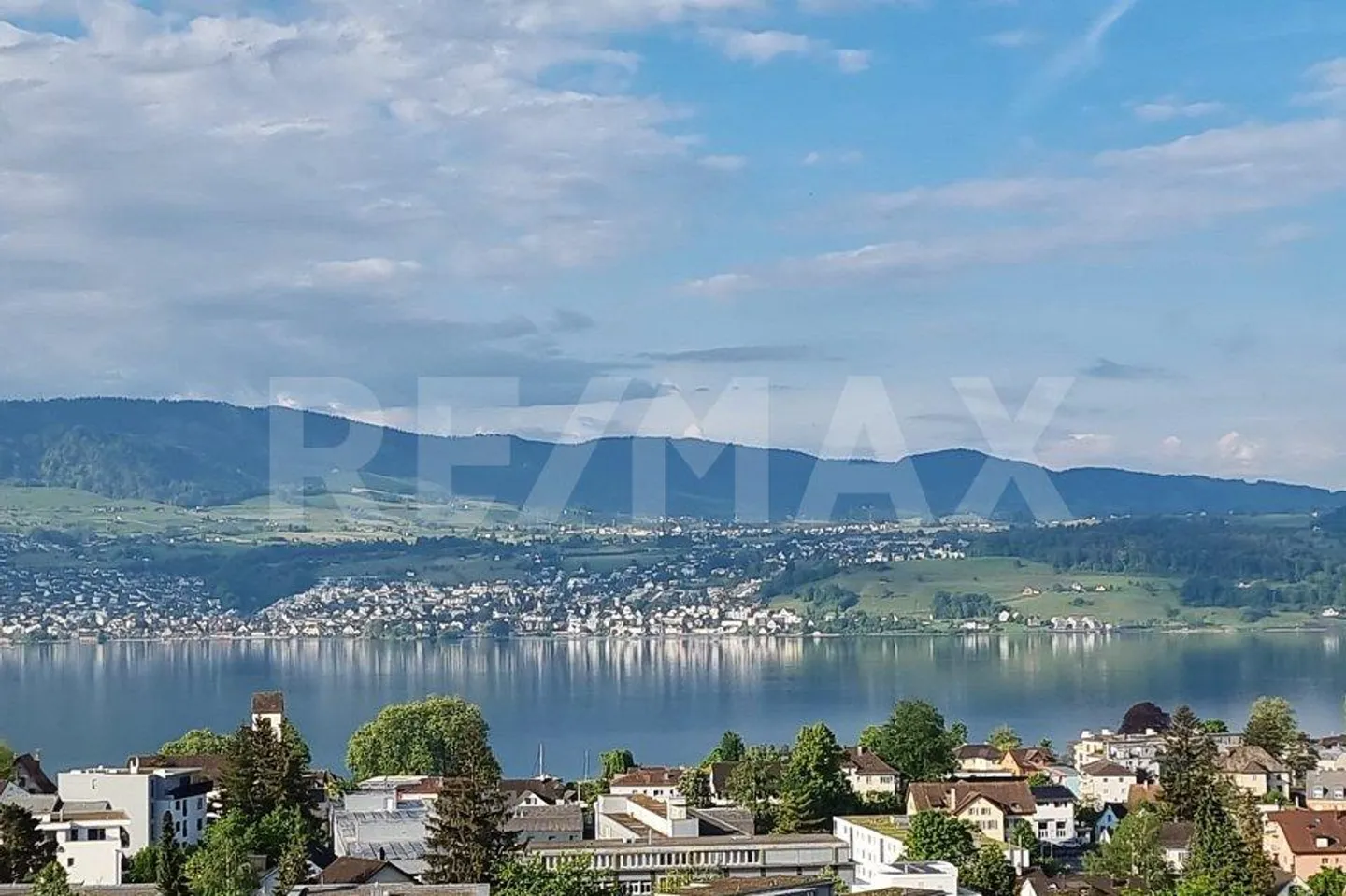 Posizione da sogno con vista lago e montagna non ostacolata - Foto 1 di 13