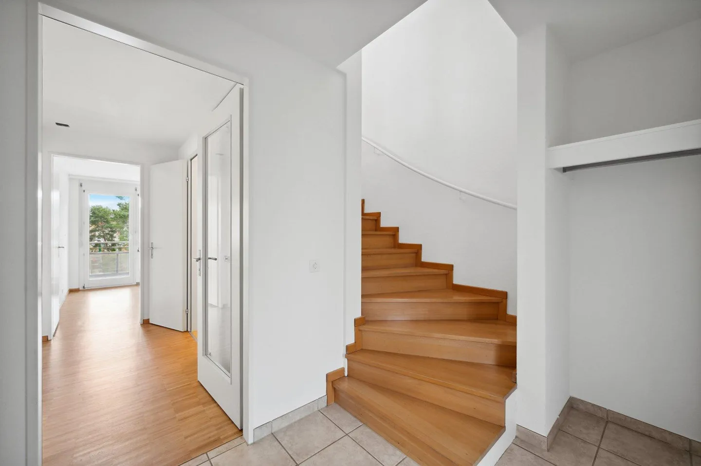 Exklusive Maisonette-Wohnung mit Gartensitzplatz - Foto 8 von 8