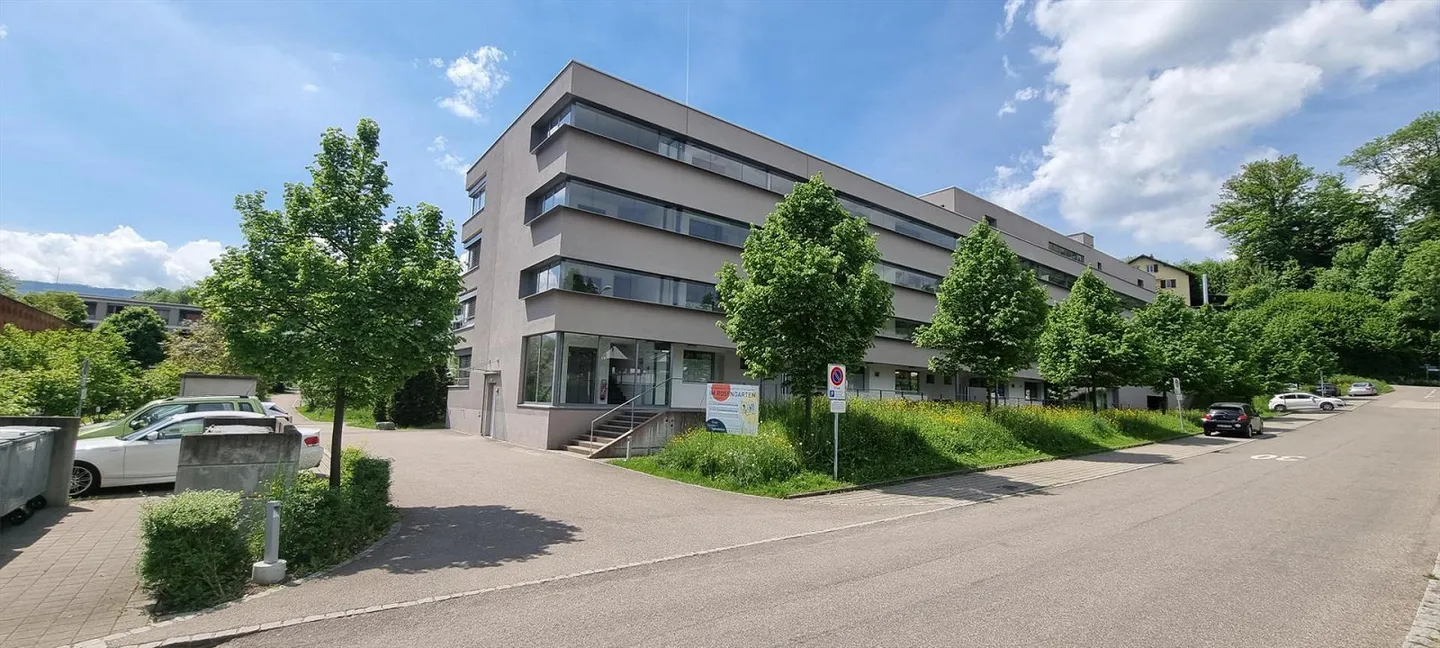 Appartamento attraente di 3,5 stanze nel verde - Foto 1 di 1