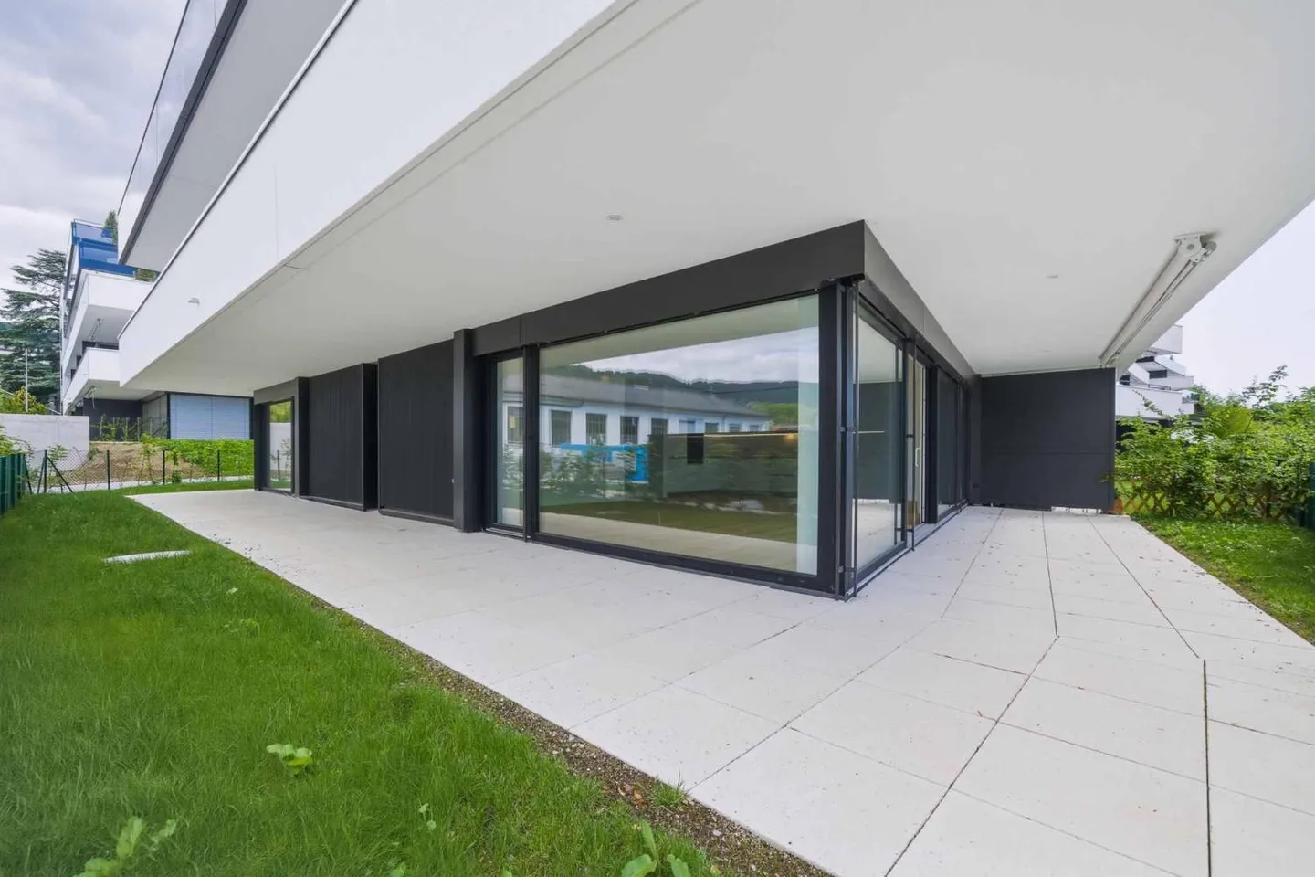 Appartamento 5.5 stanze - Foto 1 di 8