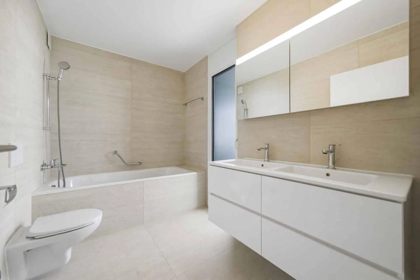 Appartamento 5.5 stanze - Foto 5 di 8