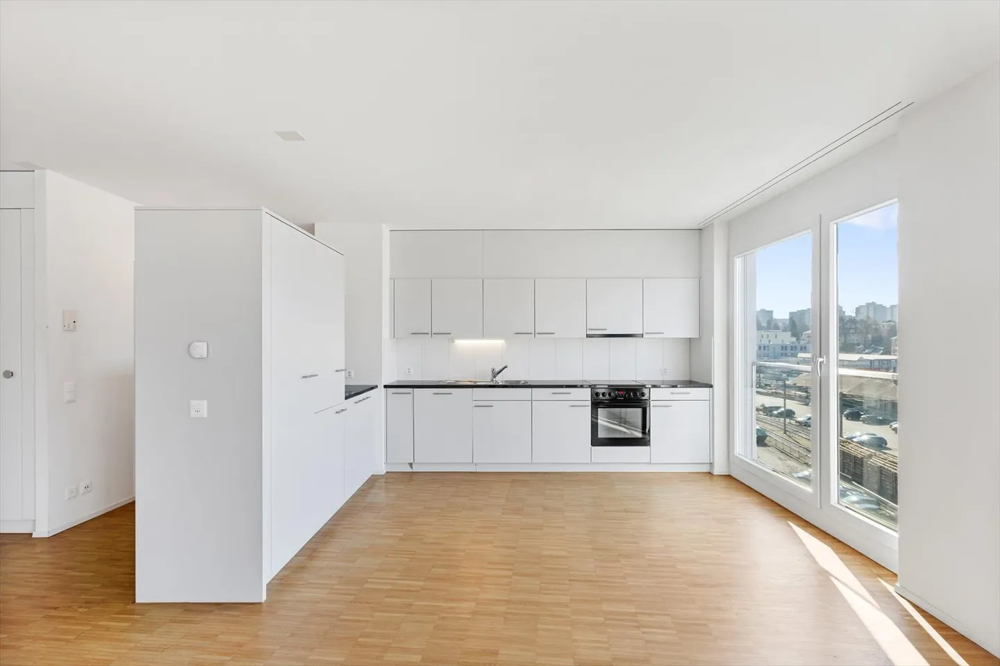 Appartamento luminoso nel centro città - Foto 4 di 8