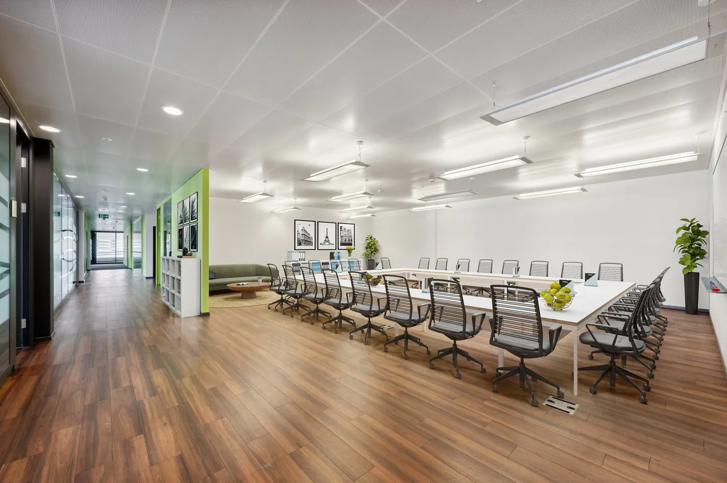 Espaces de bureau avec équipements de haute qualité, spacieux et de haut standing - Photo 8 sur 13