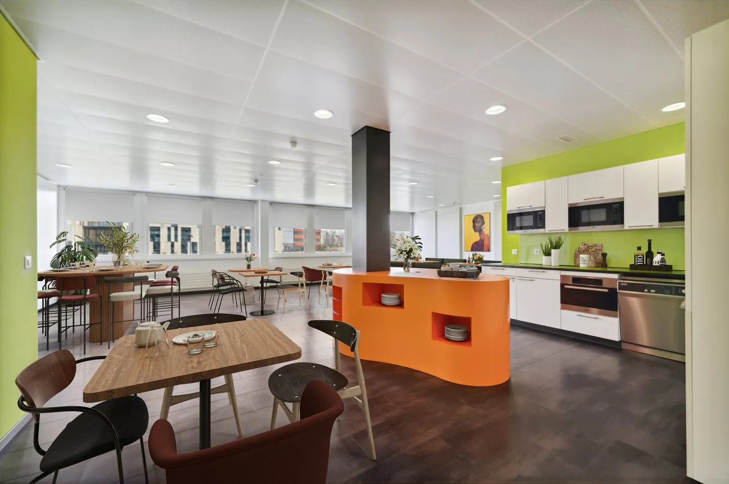 Espaces de bureau avec équipements de haute qualité, spacieux et de haut standing - Photo 9 sur 13