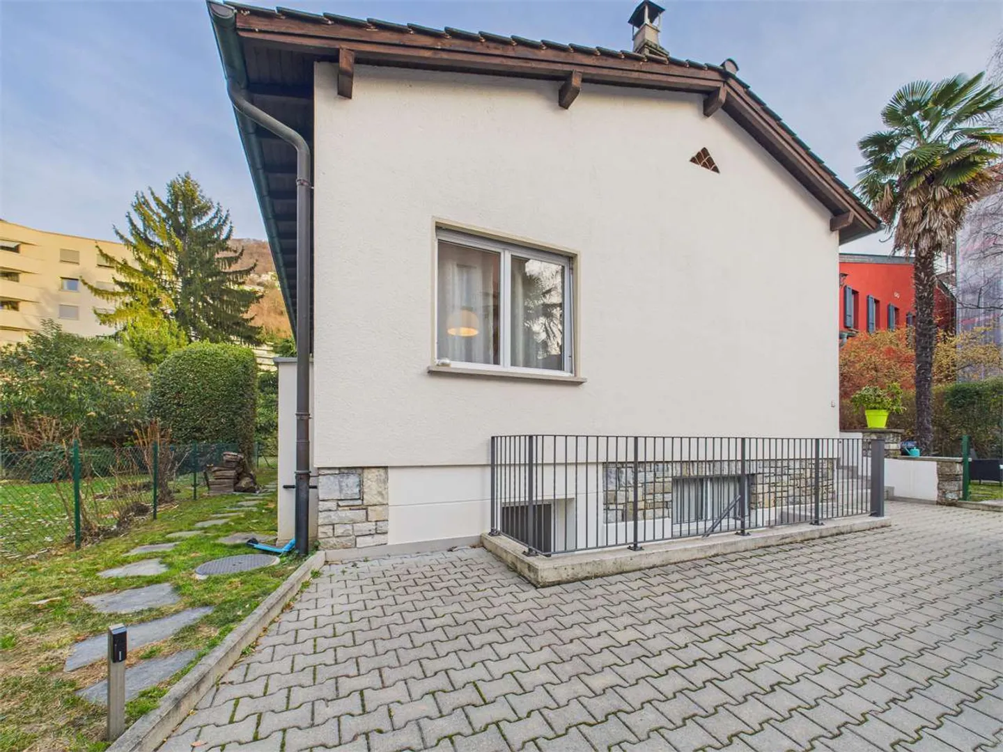 Single-family house in Cassarate for sale - Photo 1 of 13