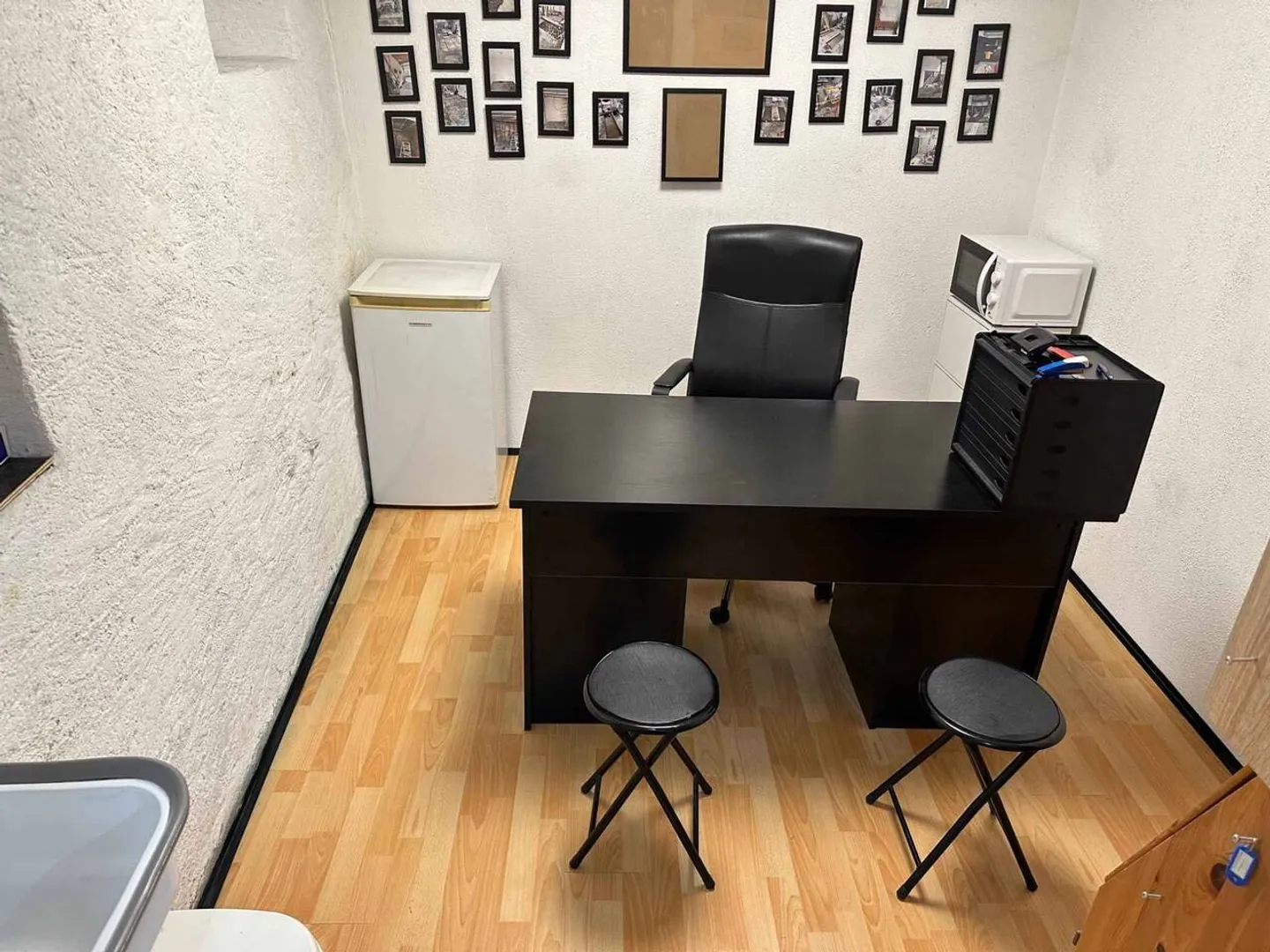 Gewerbefläche mit Mezzanin - Foto 2 von 3