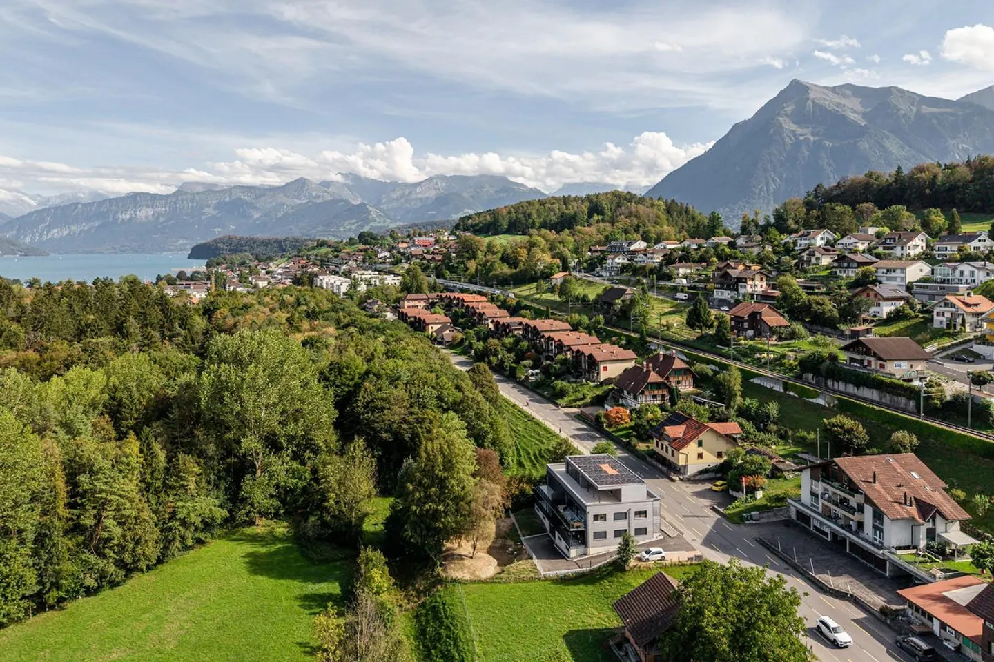 Appartamento vacanze di 2,5 e 3,5 stanze al lago di Thun - Foto 2 di 13