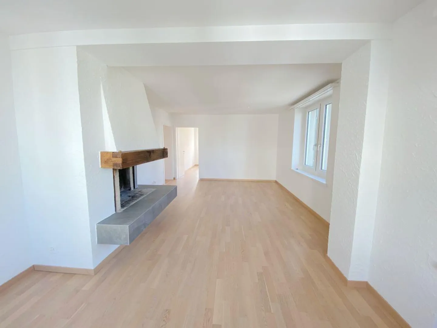 Luxuswohnung mit Modernem Design - Foto 3 von 13