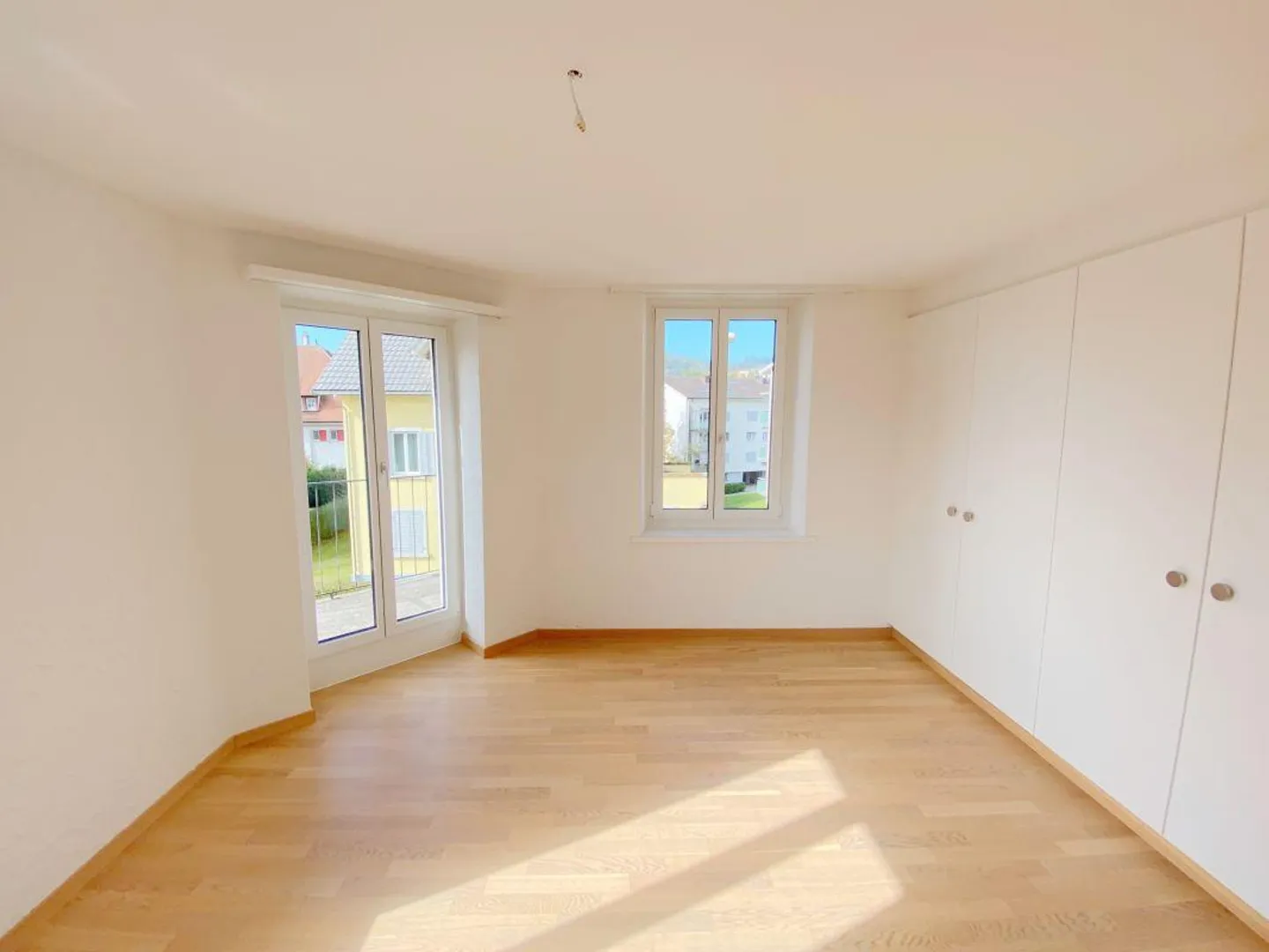 Luxuswohnung mit Modernem Design - Foto 10 von 13