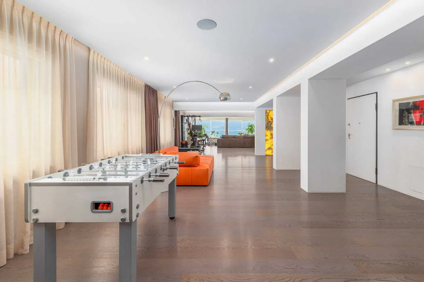 Appartement magnifique avec vue sur le lac au centre - Photo 3 sur 13