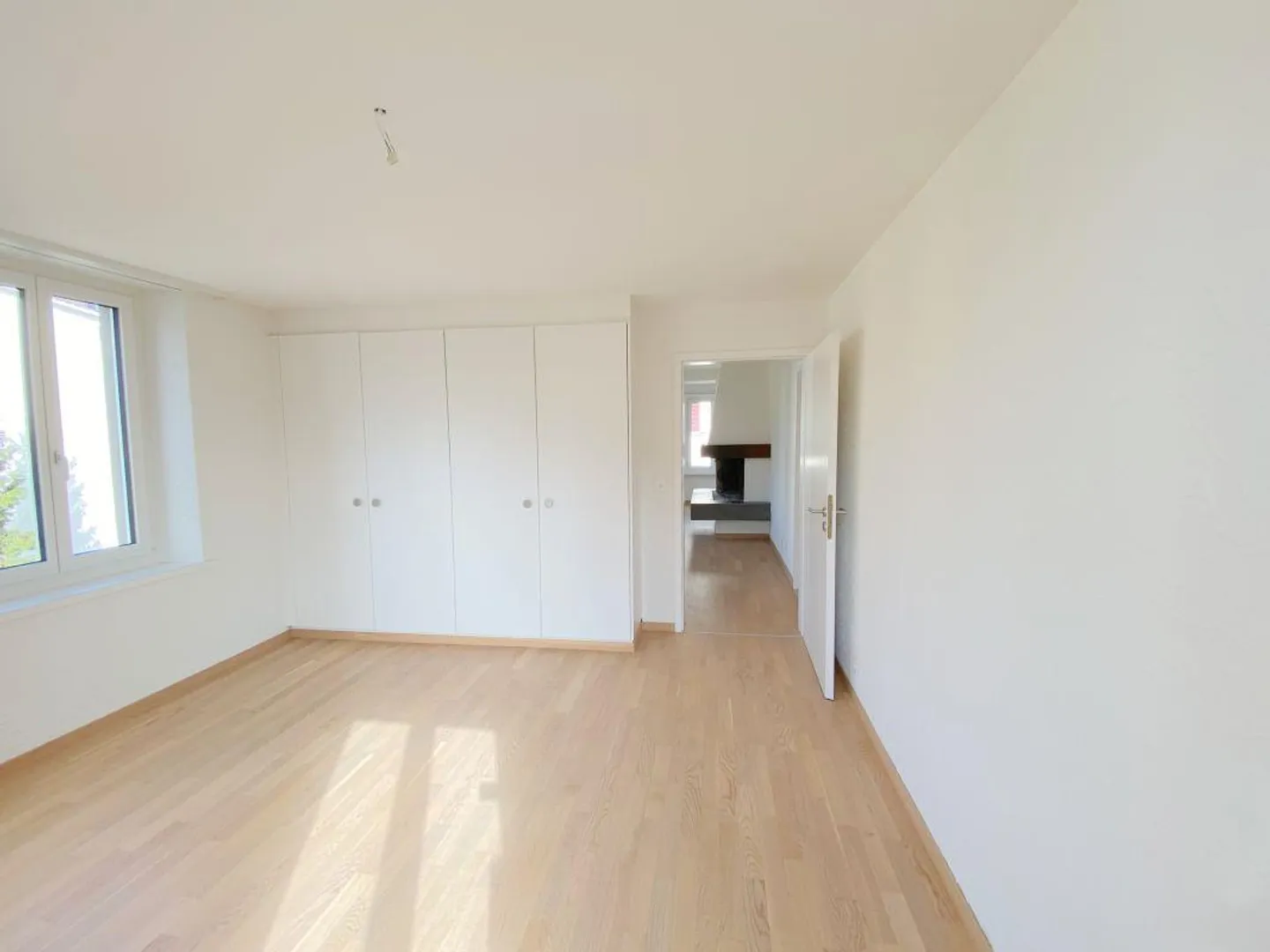 Luxuswohnung mit Modernem Design - Foto 13 von 13