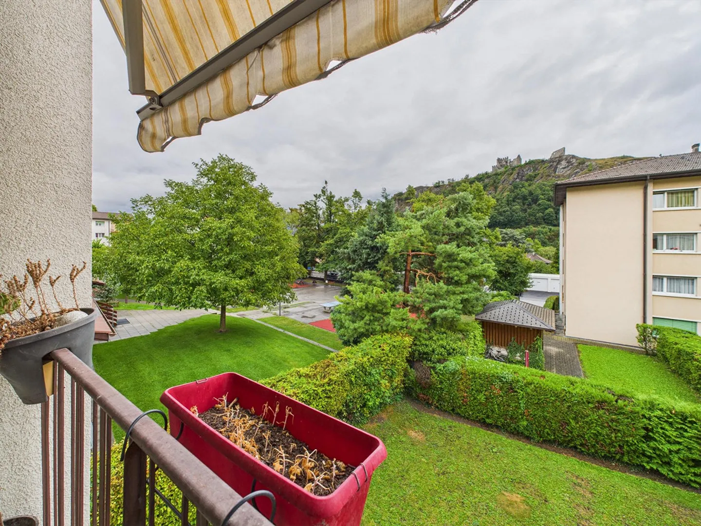 Incantevole appartamento di 3,5 locali a Sion - Foto 8 di 12