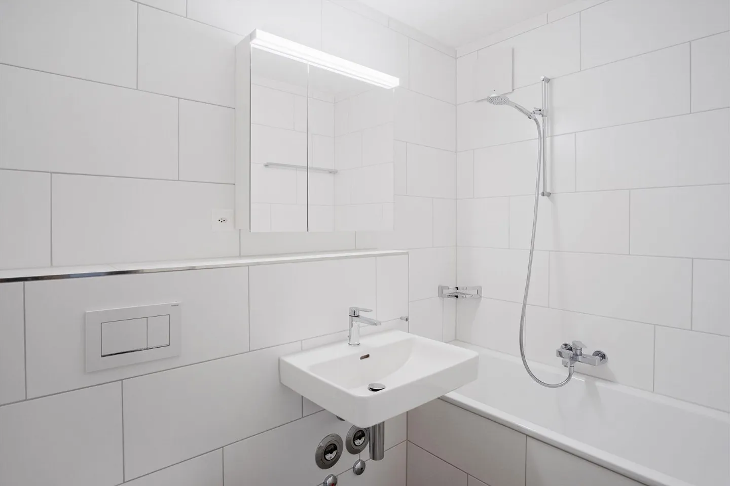 2-room apartment on the 3rd floor for rent in 8048 Zurich - Photo 6 of 8