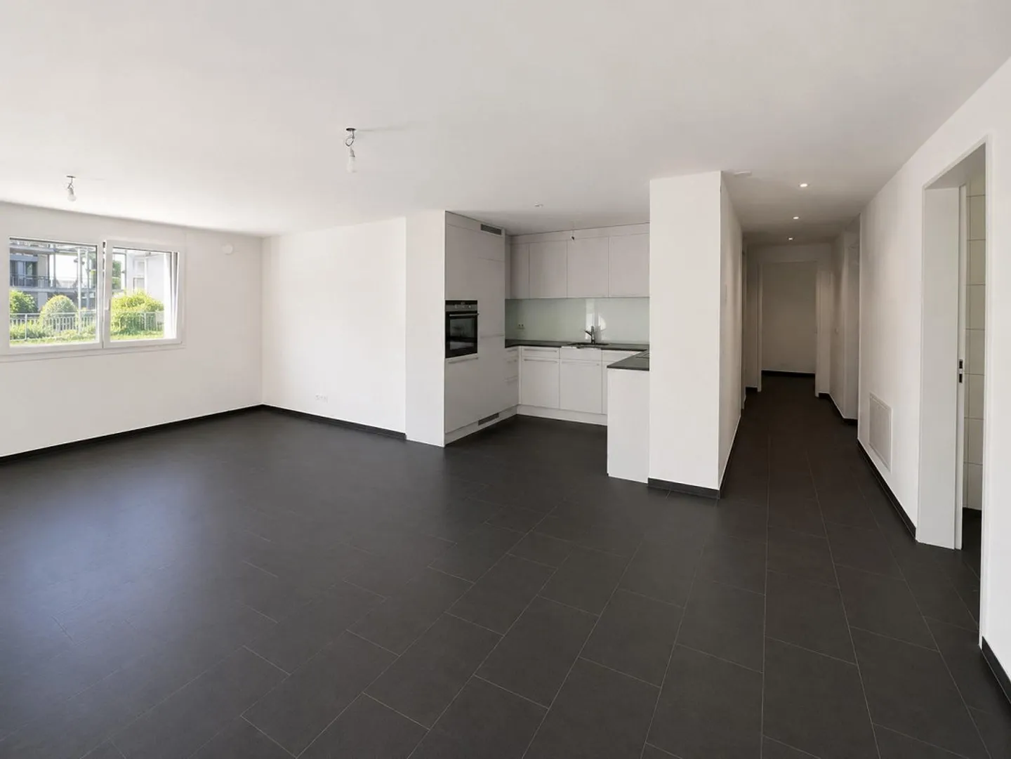 Moderne 4.5-Zimmer-Wohnung - Foto 2 von 14