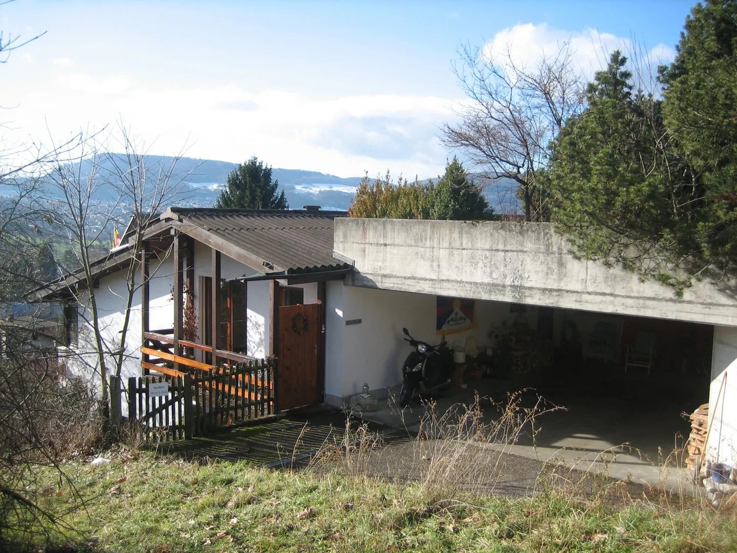 Maison individuelle avec garage double couvert et concept d'utilisation flexible - Photo 1 sur 24