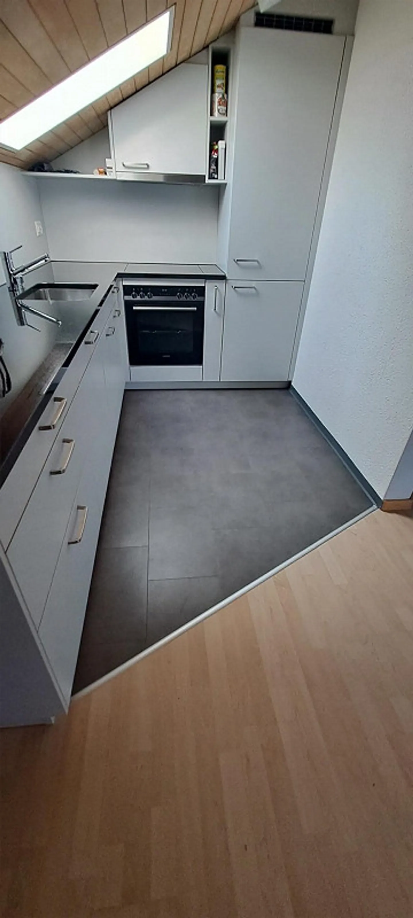 Cozy Attic Apartment - Photo 2 of 7