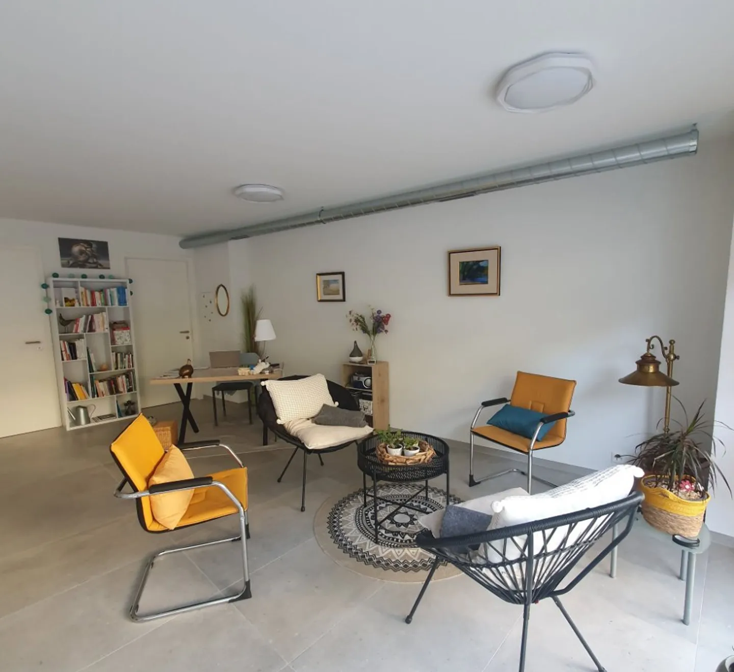 Commercial space located in the city center - Photo 1 of 11