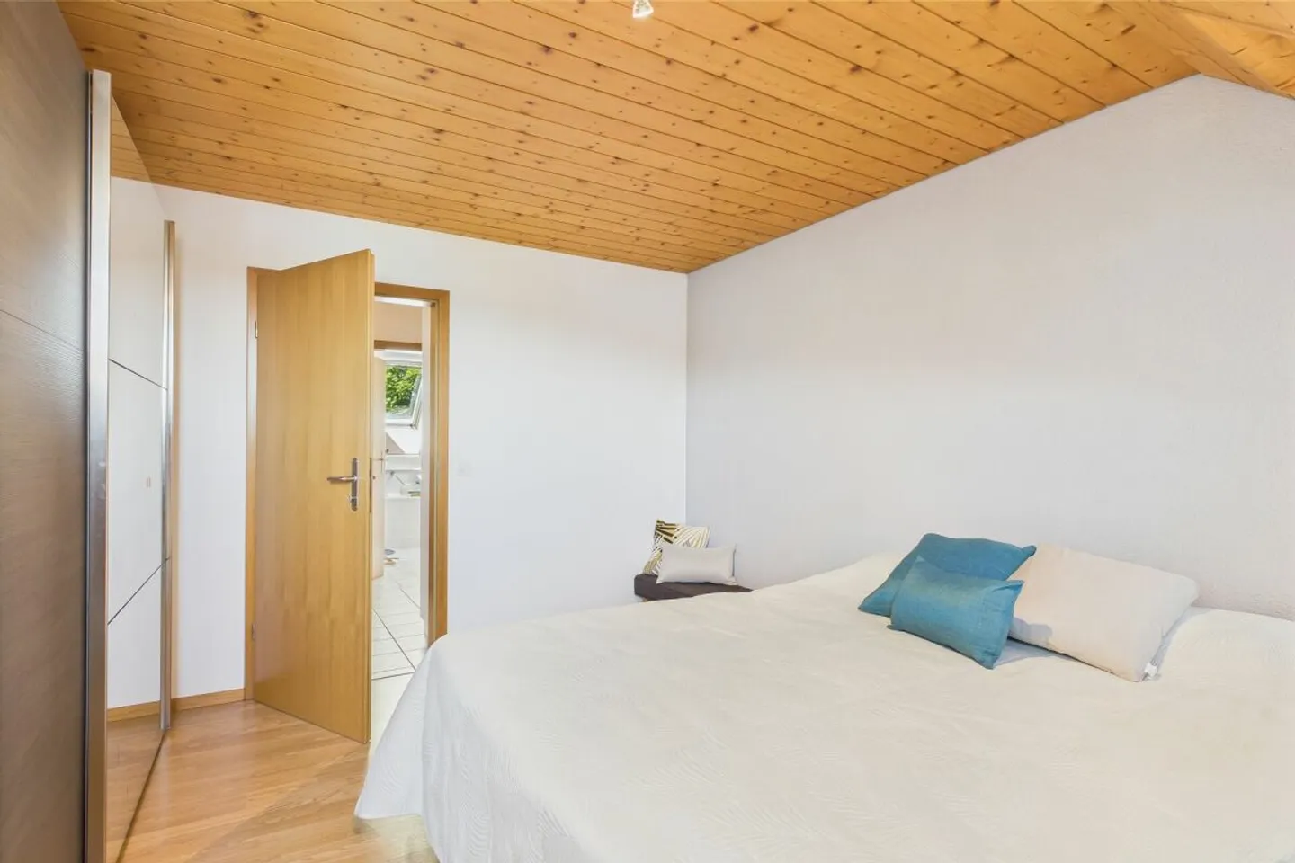 Appartement à vendre - Photo 3 sur 8