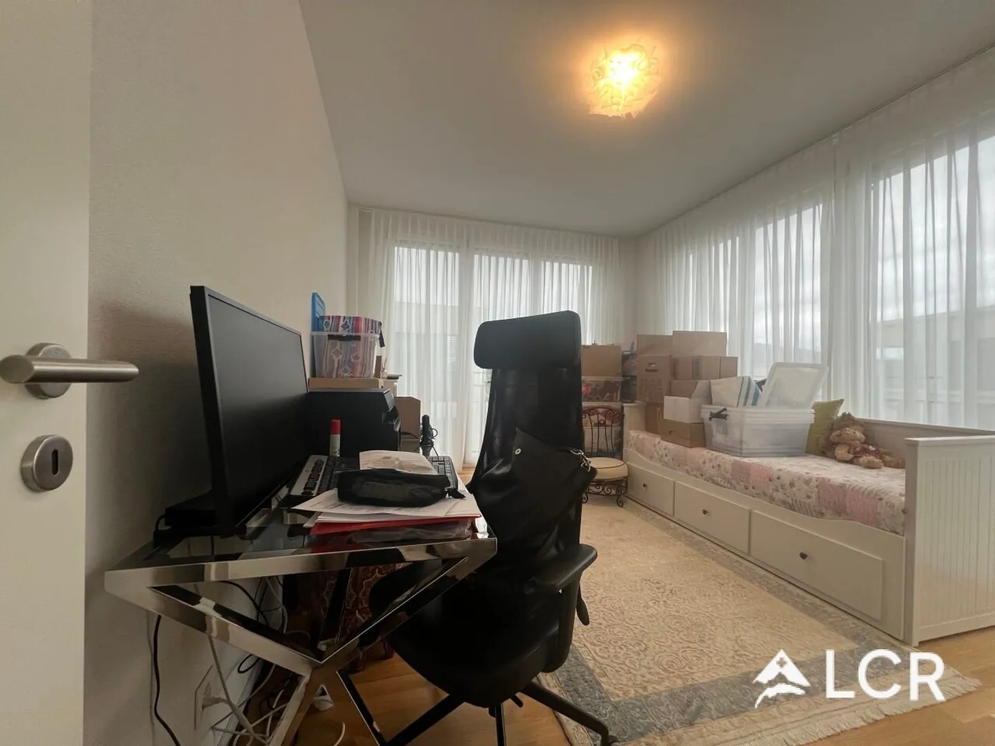 Magnifique appartement de 3,5 pièces avec 2 chambres, 1 salle de bain, 1 balcon et 1 terrasse - Photo 10 sur 13