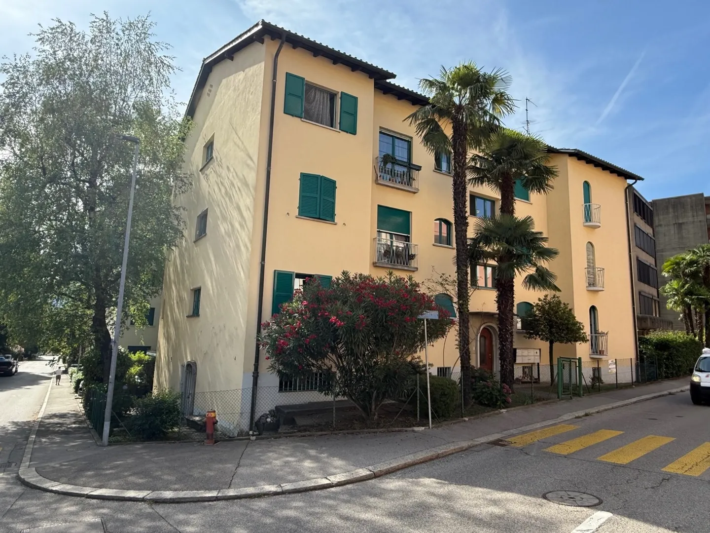 Appartamento confortevole 4 stanze in zona tranquilla - Foto 1 di 14