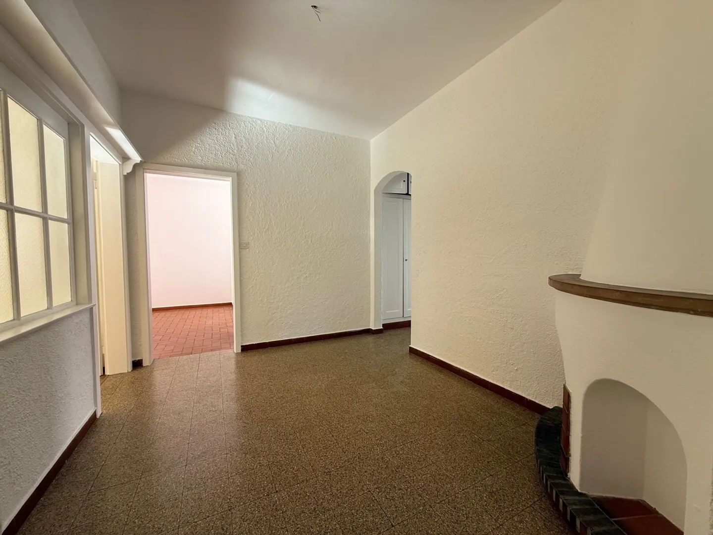 Appartamento confortevole 4 stanze in zona tranquilla - Foto 3 di 14