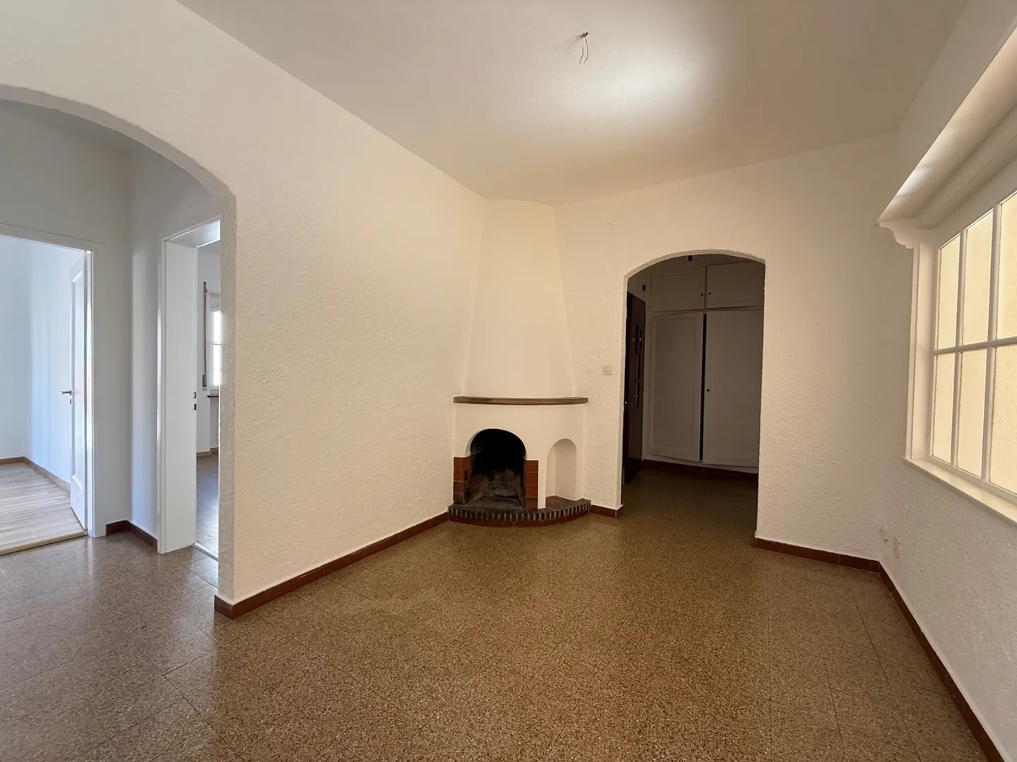 Appartamento confortevole 4 stanze in zona tranquilla - Foto 5 di 14