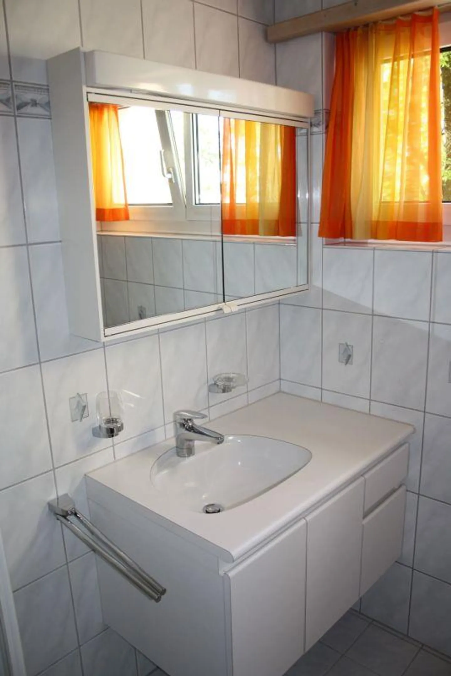 Appartement calme de 4,5 pièces avec 2 balcons - Photo 9 sur 12