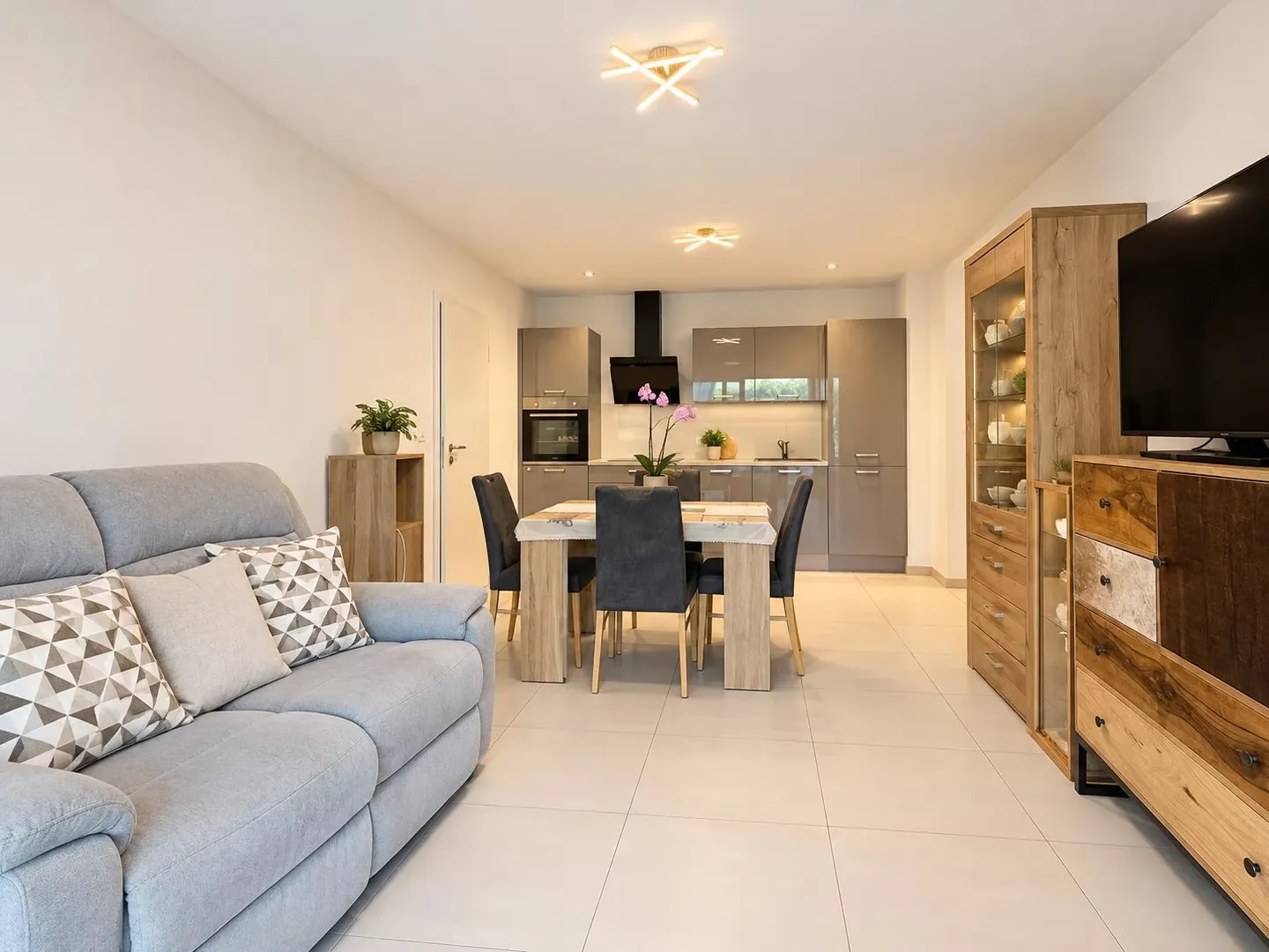 Investi a Martigny: Recenti 2,5 stanze con veranda, terrazza e giardino privato! - Foto 2 di 8