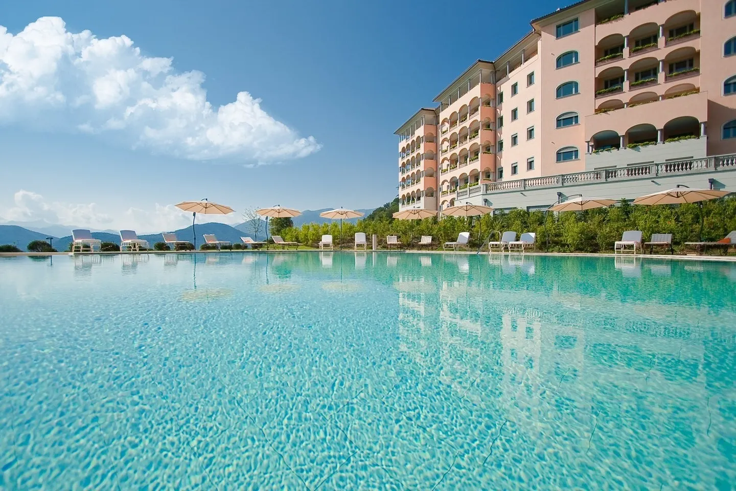 COLLINA D'ORO-AGRA - Luxurious 276 sqm apartment with large loggia and lake view (Ref. 303) - Photo 1 of 18