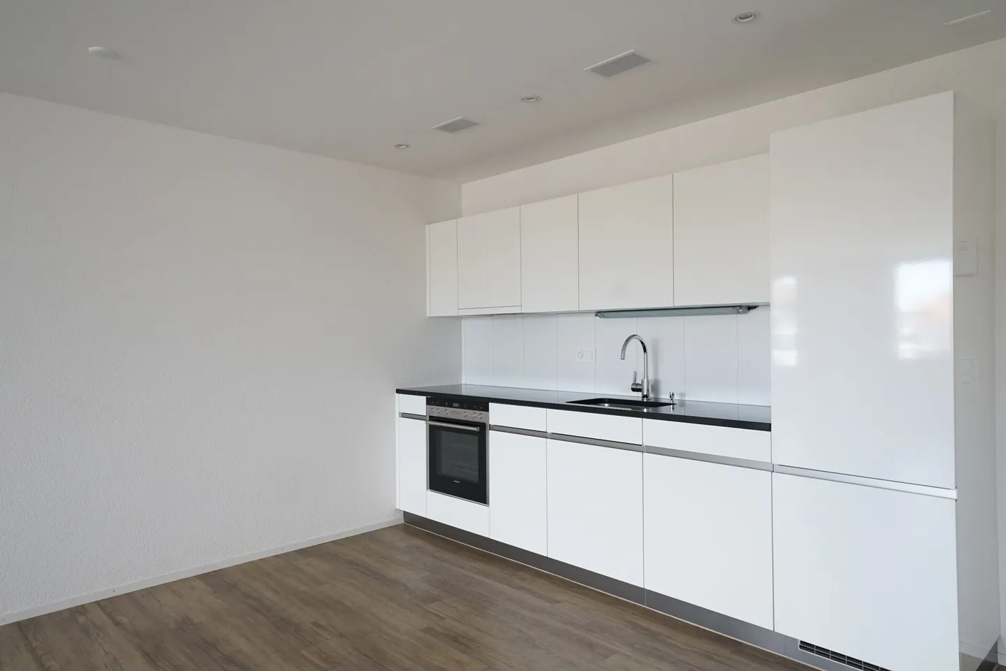 City apartment that inspires - Photo 4 of 8