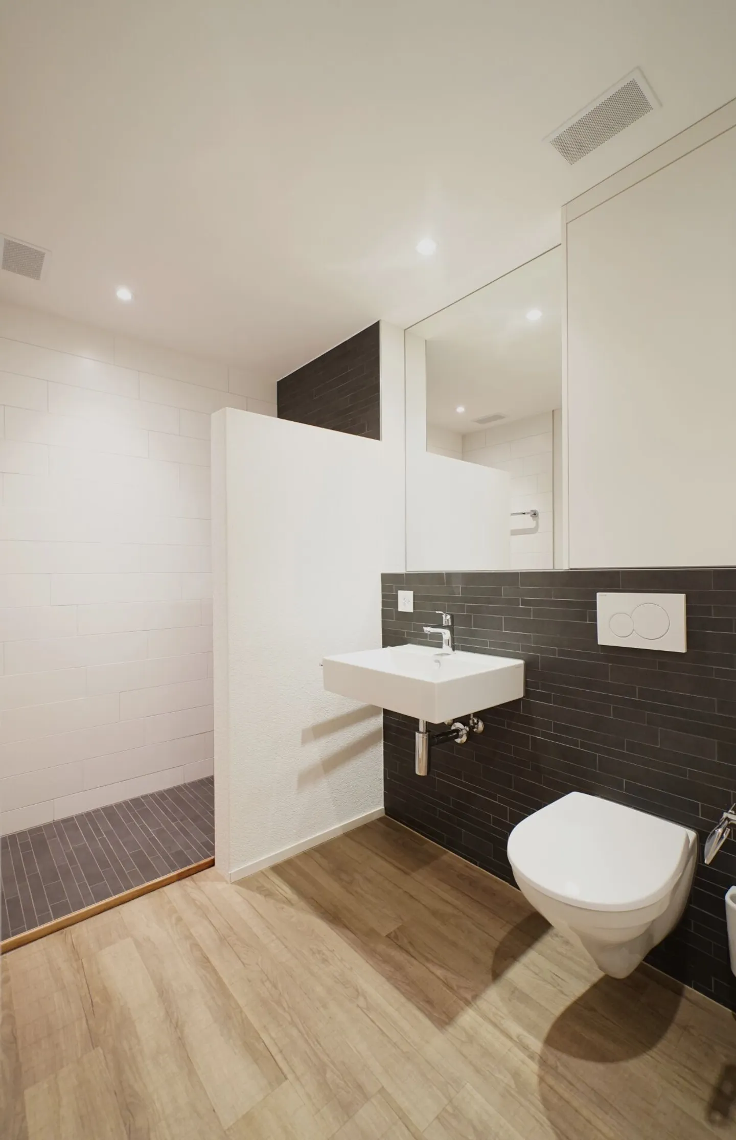 City apartment that inspires - Photo 5 of 8