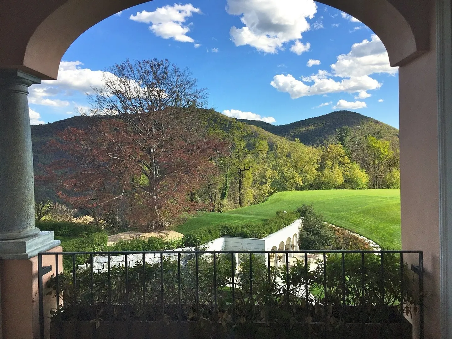 COLLINA D'ORO-AGRA - Luxurious 276 sqm apartment with large loggia and lake view (Ref. 303) - Photo 13 of 18