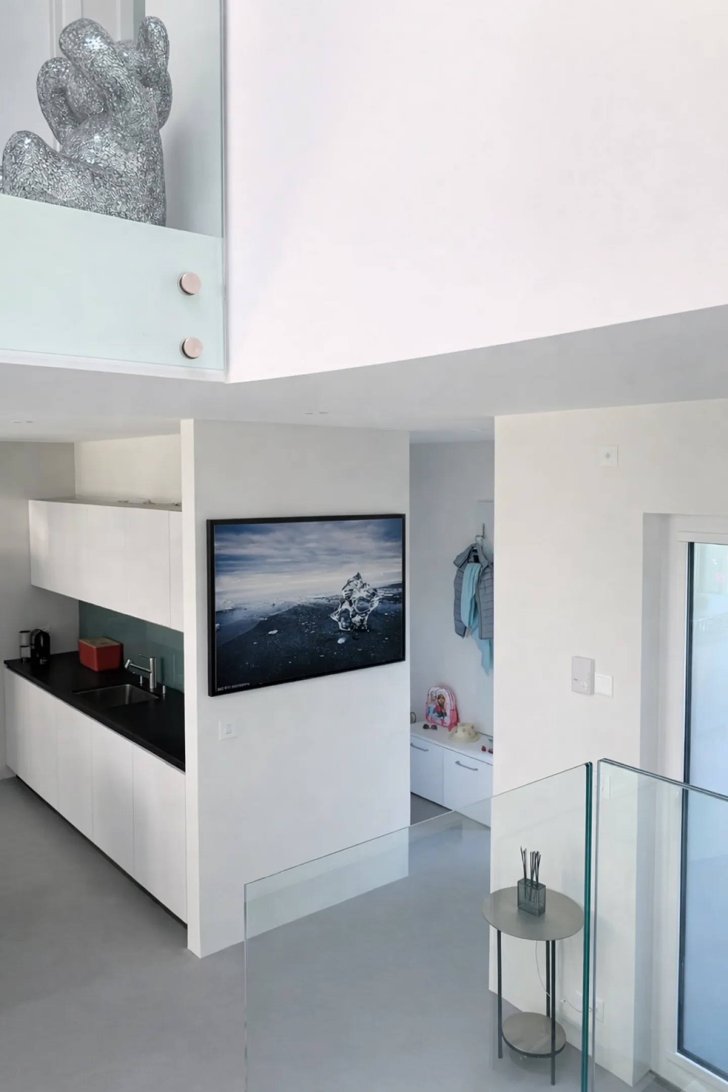 Zeitgenössische Villa, die Komfort, Licht und Energieeffizienz vereint - Foto 3 von 4