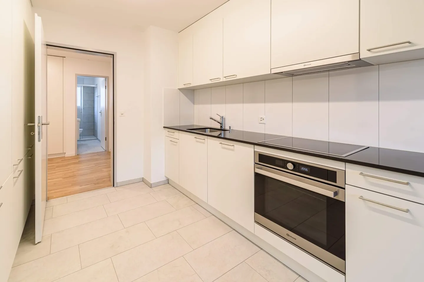 Appartamento moderno di 4,5 stanze al 2° piano - Foto 2 di 8