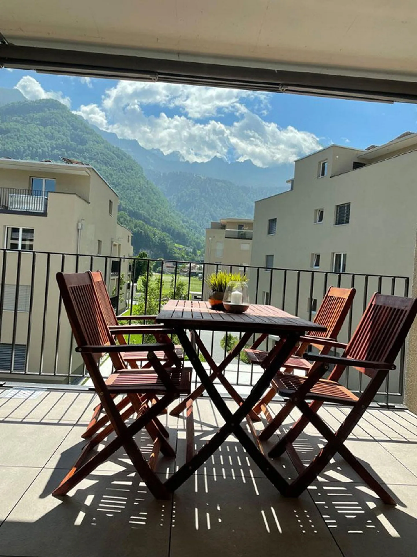 Modern living in a traffic-friendly location with access to nature - Photo 9 of 10