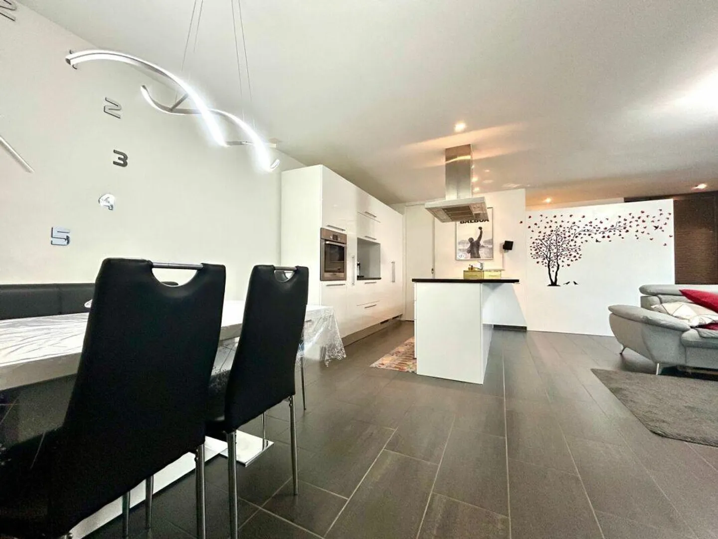 Modernes Apartment mit Komfort und Helligkeit - Foto 3 von 5