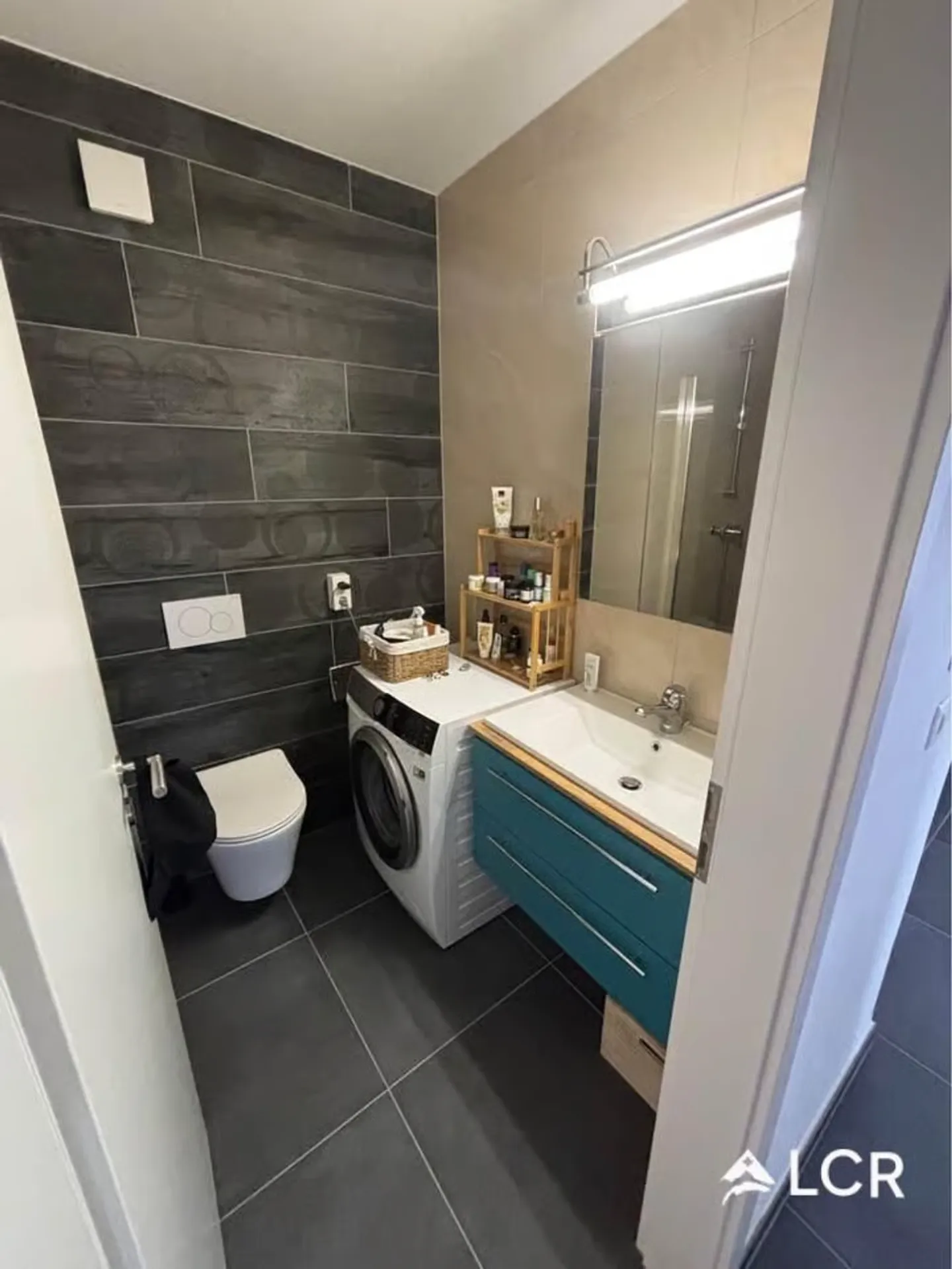 Magnifique Appartement neuf de 4.5P / 3 CHB / 1 SDB / 1 place de parc - Photo 9 of 13